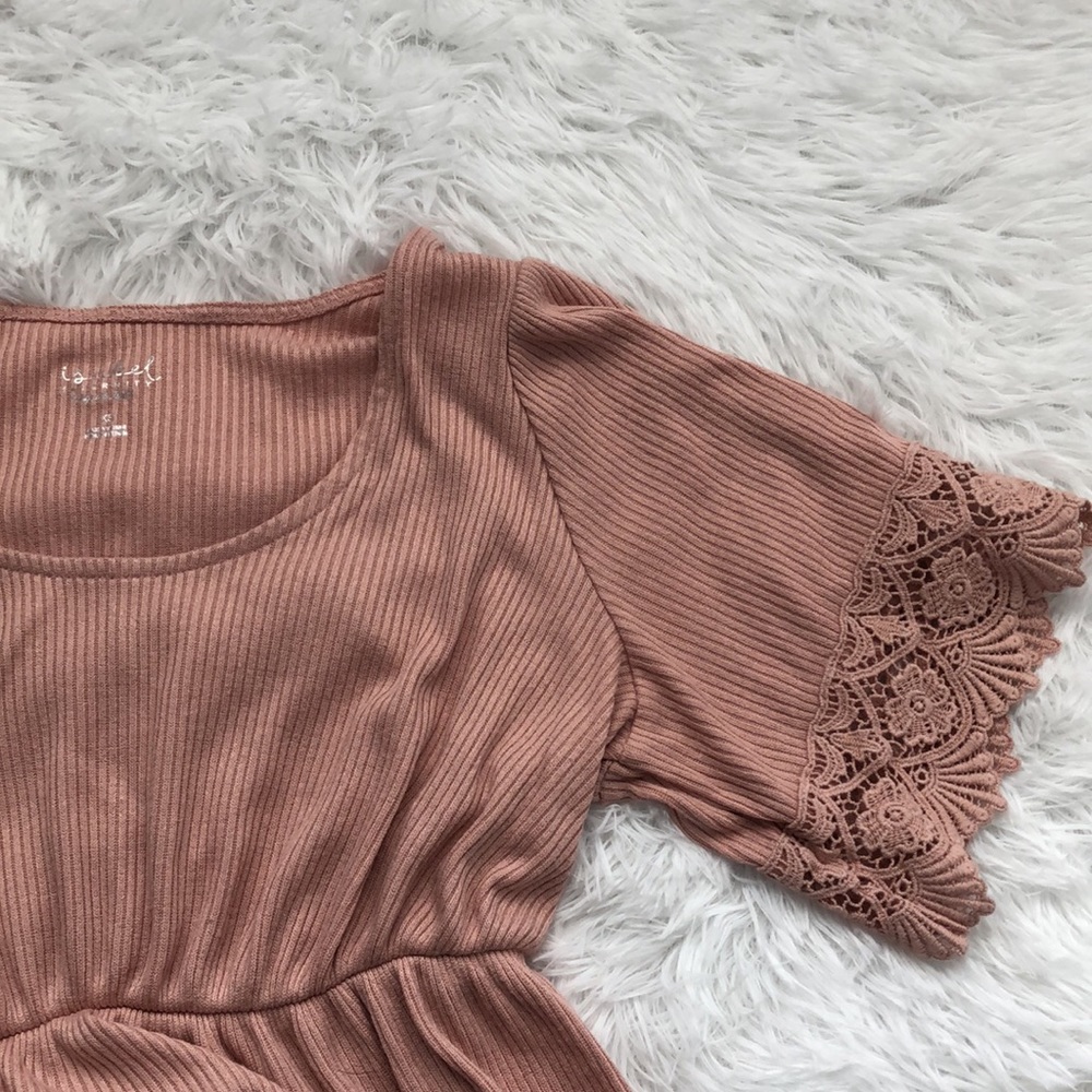 Peach Maternity Top - Picture 3 of 3